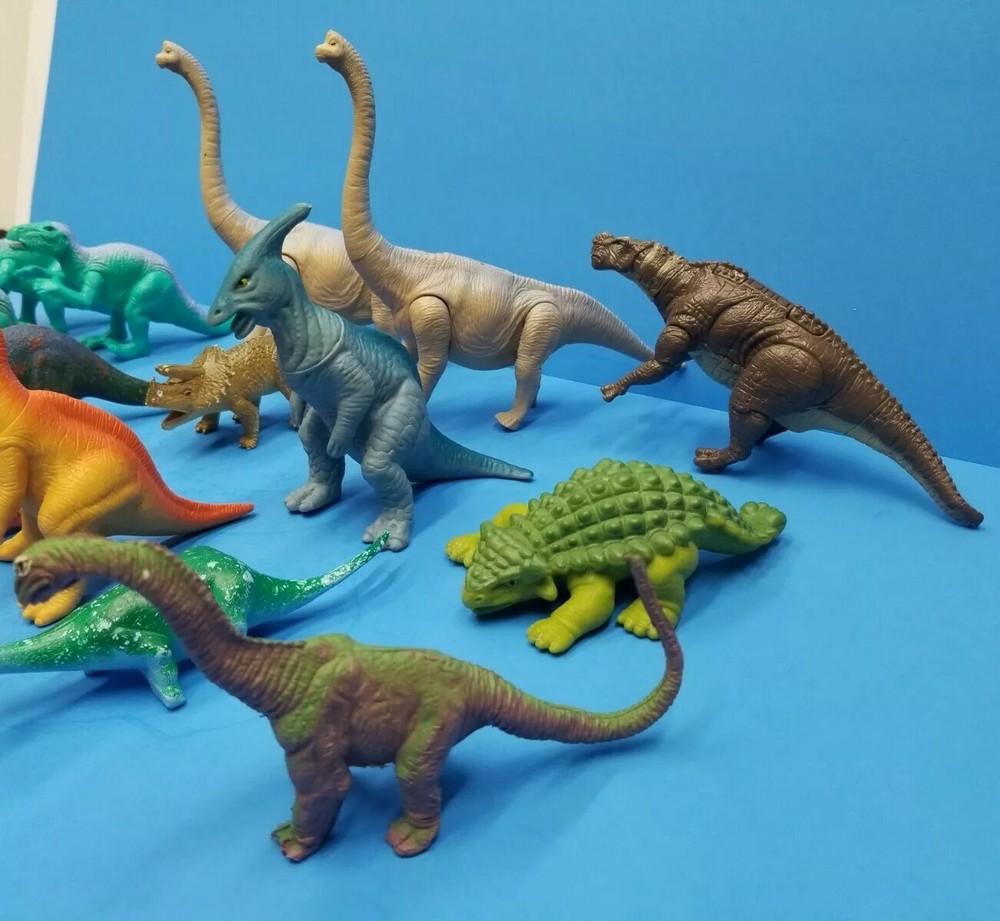 Mixed Lot 18 Plastic Toy Dinosaur Figures Assorted Brands/Playskool Prehistoric