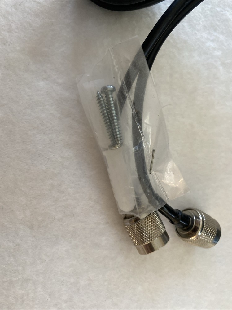 CISCO LINKSYS AS2TNC Antenna Stand for TNC Connectors Black