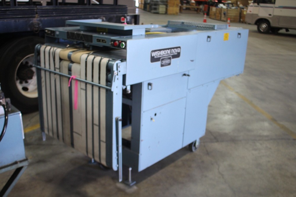 JENSEN WISHBONE NOVA SMALL PIECE & GOWN FOLDER MODEL 586