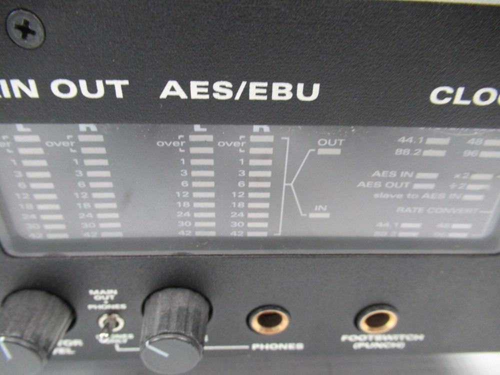 MOTU 896 Original Firewire Audio Recording Interface [Mac/PC] 2xFirewire-400