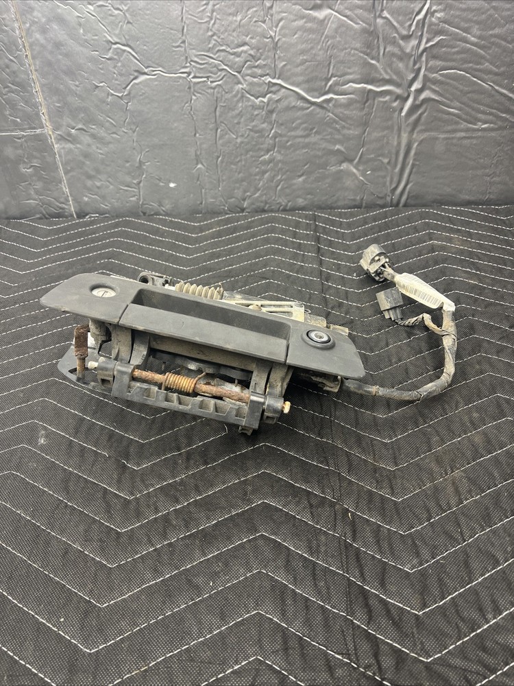 2013-2018 RAM 1500 2500 3500 TAILGATE HANDLE REAR BACKUP CAMERA LOCK ACTUATOR