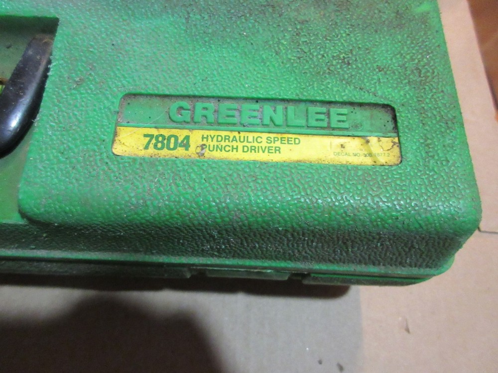 used Greenlee 7806SB Quick Draw Punch Driver Kit 1/2"-2" Tested