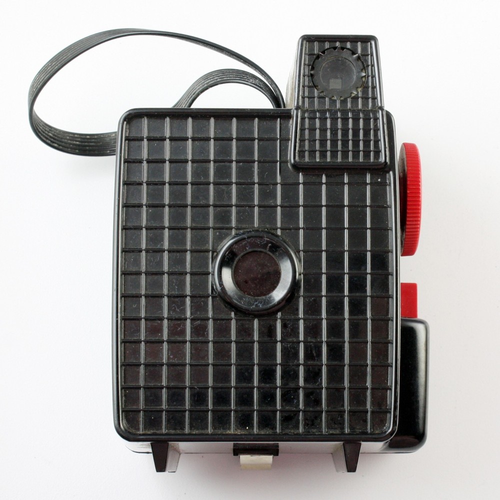 Imperial Debonair 620 Roll Film Box Camera