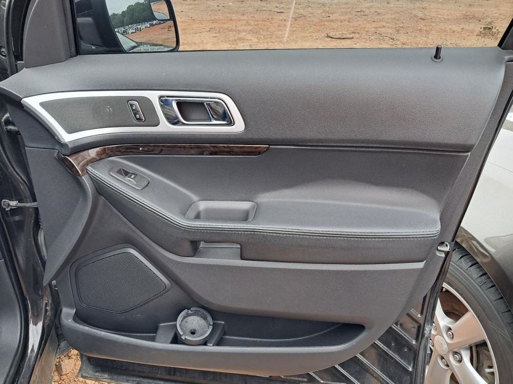 Carrier Rear Fits 10-19 TAURUS 4757105