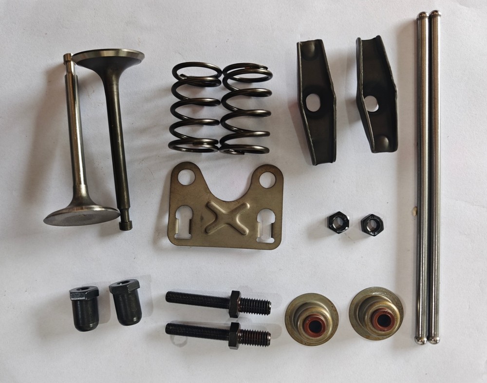 Replacemen For CH270 Engine Valve and Rocker Arm Set