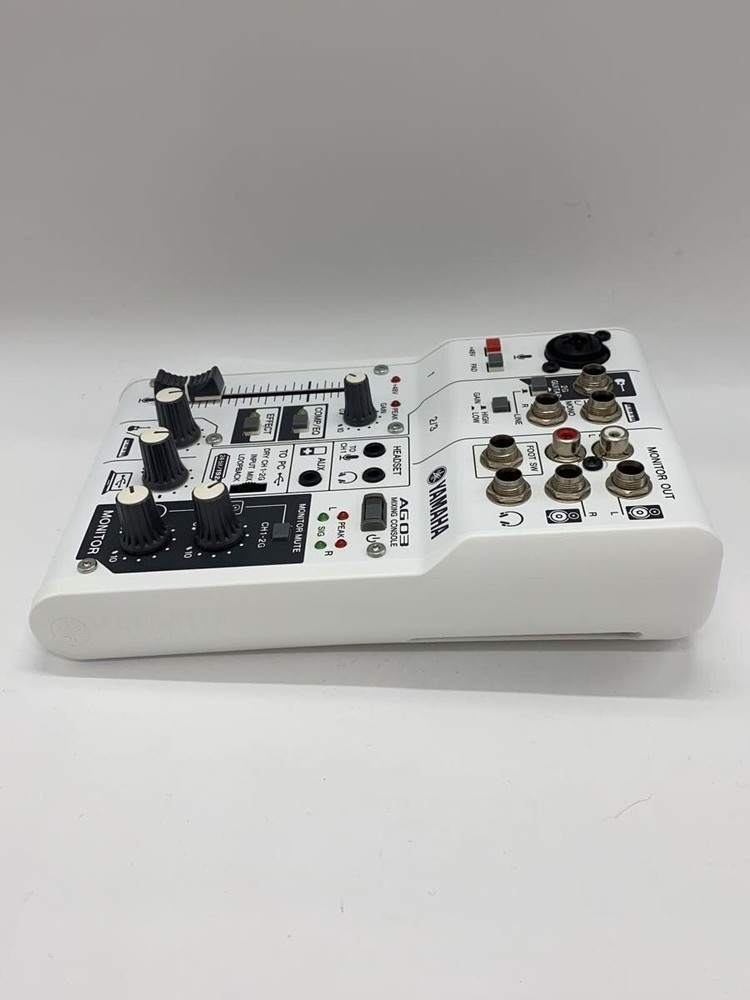 YAMAHA AG03 MIXER Used