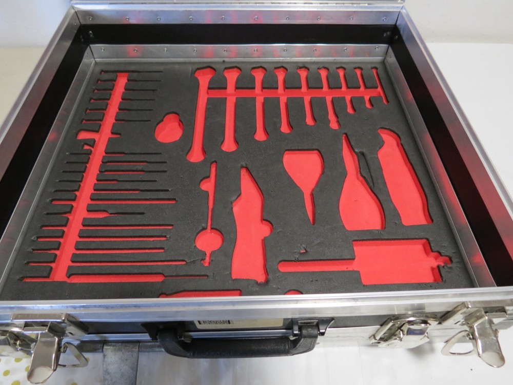 Wilson Case Electronic Tool Kit w/Foam Inserts Model TK-105A/G Used w/out Tools