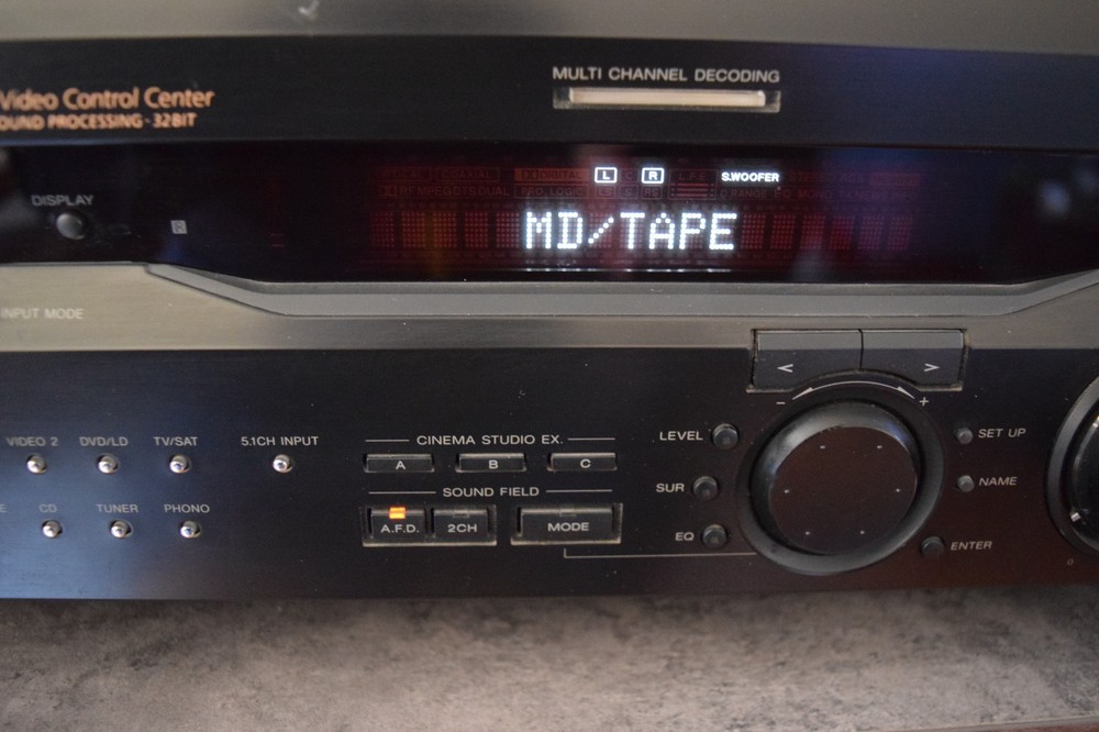 Sony STR-DE845 5.1 Dolby Digital Pro Logic Surr Sound Receiver + Remote Bundle
