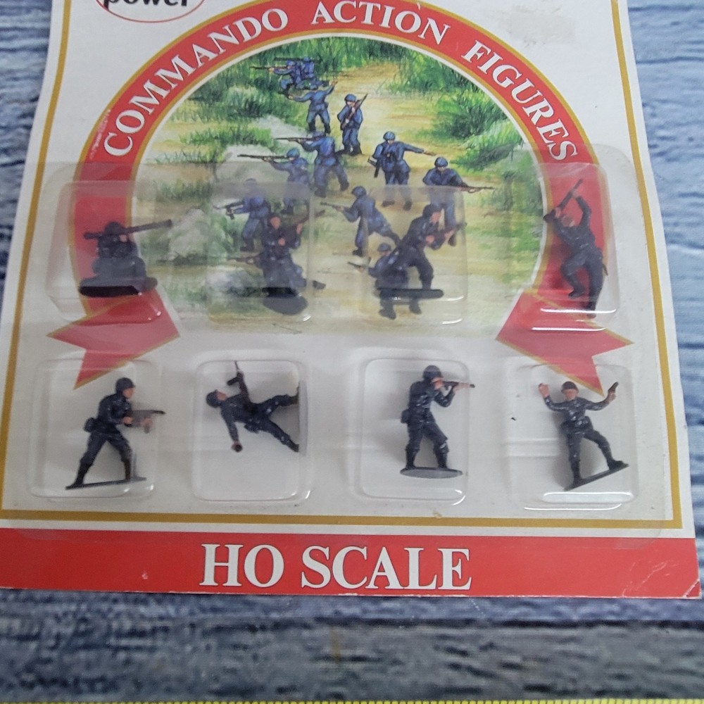 Model power H.O scale Commando Action Figures #5698 sealed