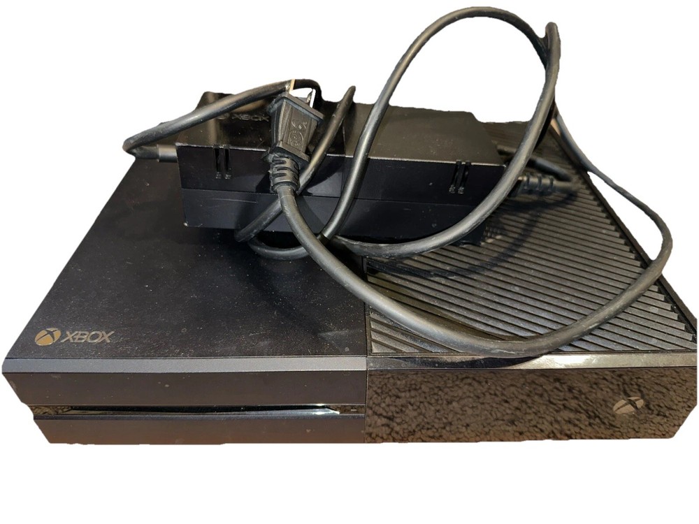 Microsoft Xbox One 1540 500gb - Black Console w/ Power Cables - Tested, Used