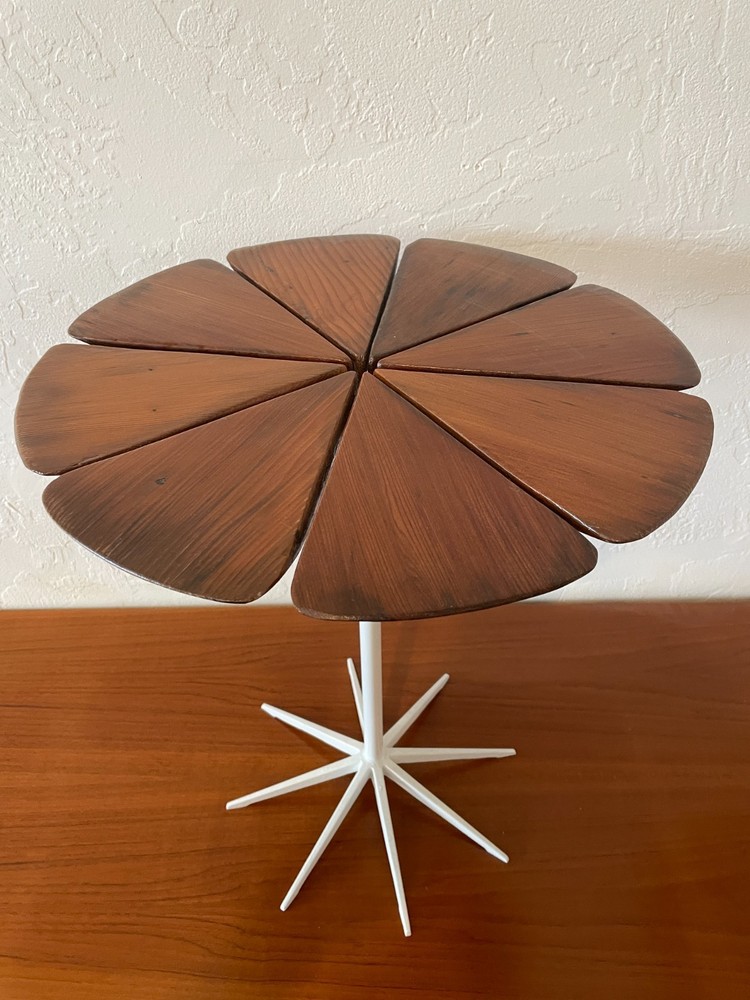 Schultz Petal End Table for Knoll