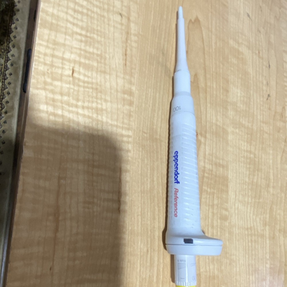 Eppendorf Reference Single Channel Pipettor MPN 100 100 µL