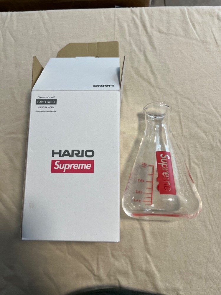 Supreme x Hario elenmeyer