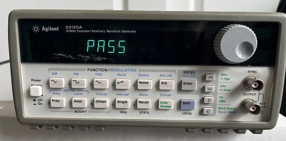 Agilent 33120A 15 MHz Function / Arbitrary Waveform Generator