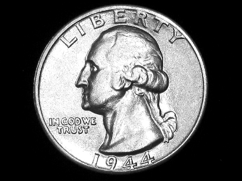 1944-D Washington Quarter --- Almost Uncirculated +++