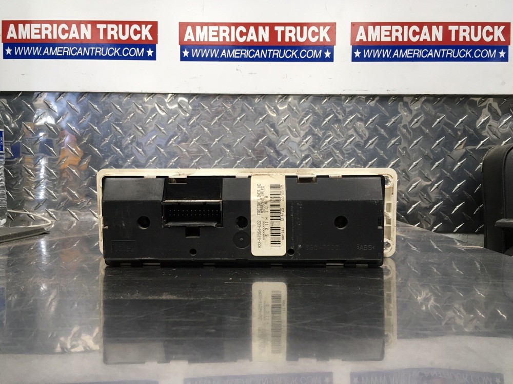 Freightliner M2 A/C HVAC Climate Control Module P/N A22-57054-002