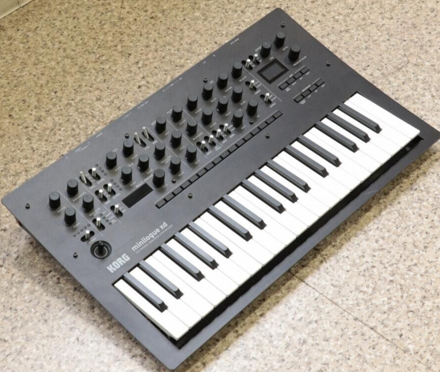 KORG minilogue xd Polyphonic Analog Synthesizer Multi-engine 37-keys Sequencer
