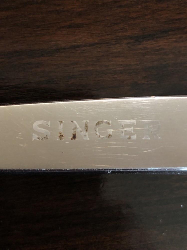 SINGER Pinking Shears Scissors #207 marked BRAZIL