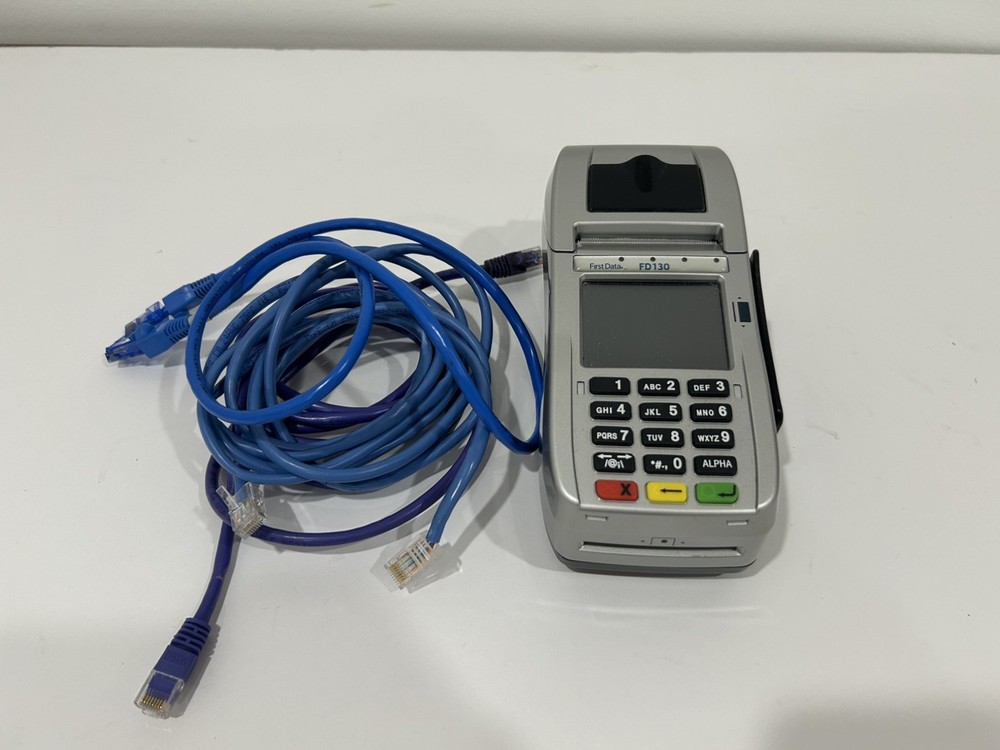 First Data FD130 Credit Card Terminal with cords