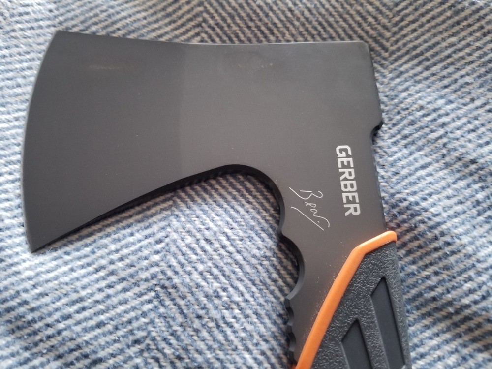 Bear Grylls Hatchet
