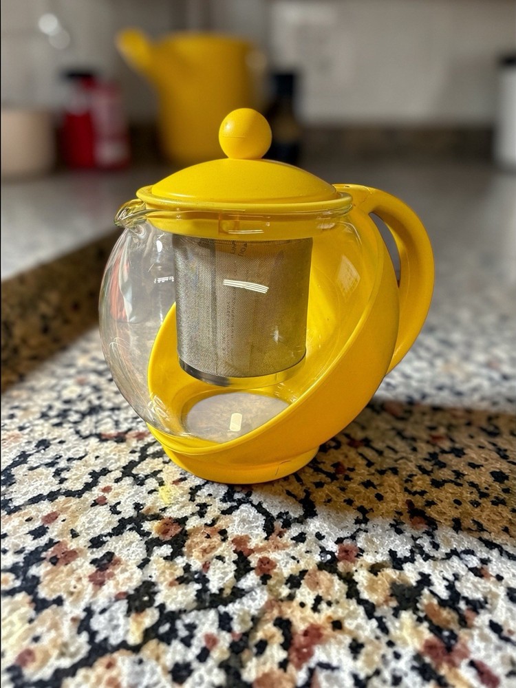 Yellow Tea Ball Diffuser Holder Glass Teapot Plastic Half Moon Infuser Taiwan