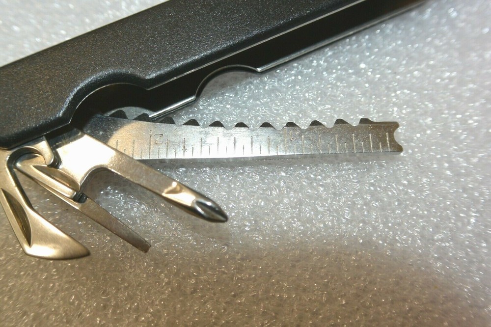 Allied Pocket Knife Multi Function Folding Tool & Pouch: Pliers, Knife, Saw