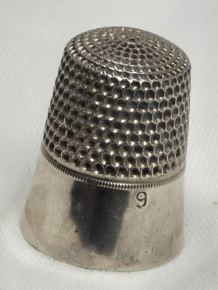 1925 Simons Brothers Sterling Silver Thimble, Initial FFC Engraved, 9