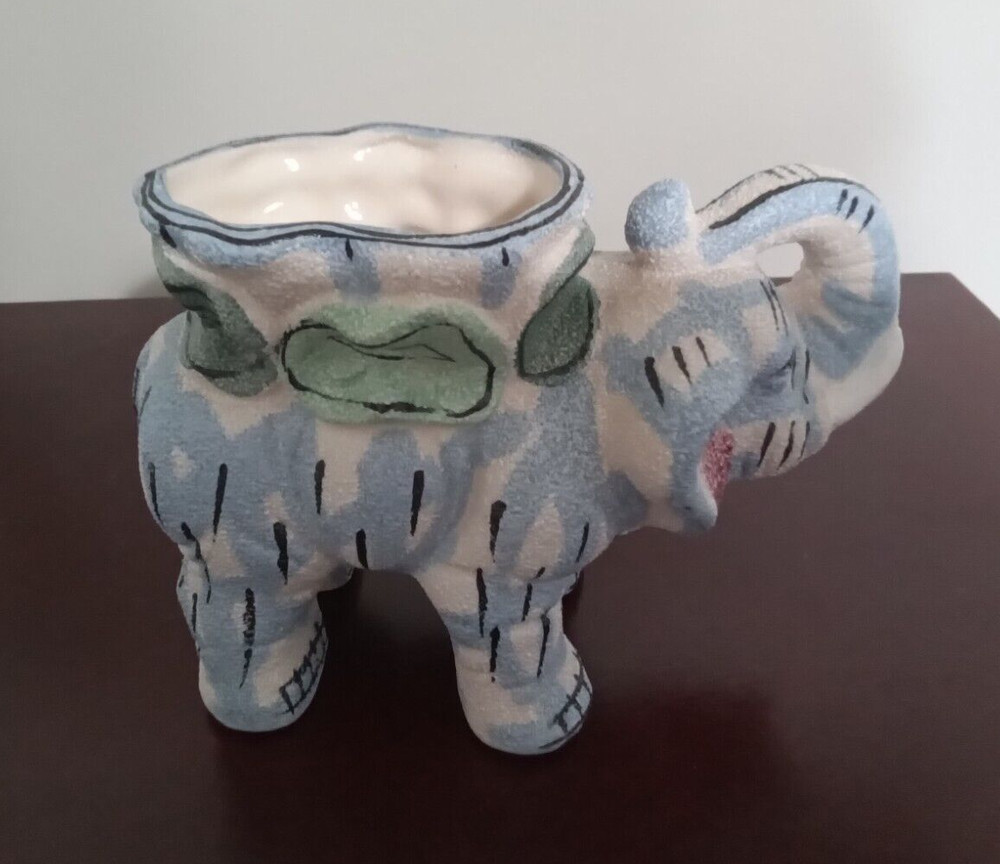 MINI ELEPHANT PLANTER - NEVER USED