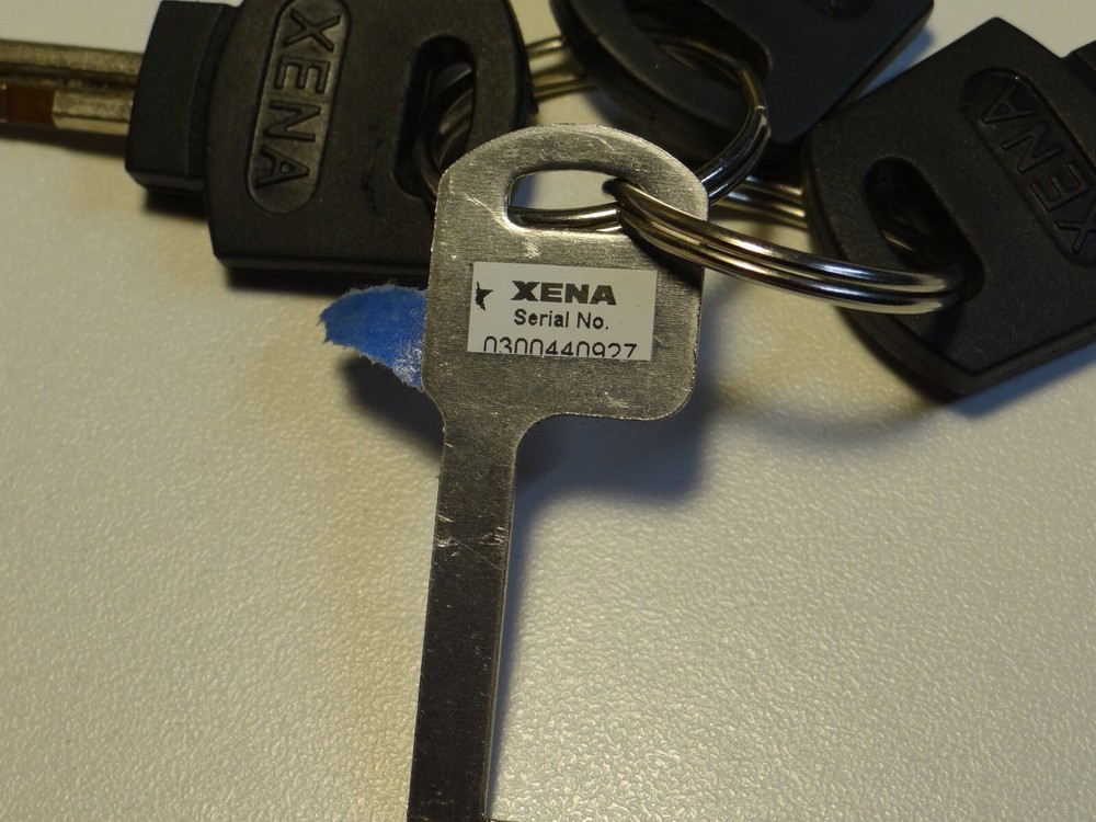 Xena Solid Steel Disc Lock 14cm/9/16th Locking Pin Push Down Ice Spray Proof