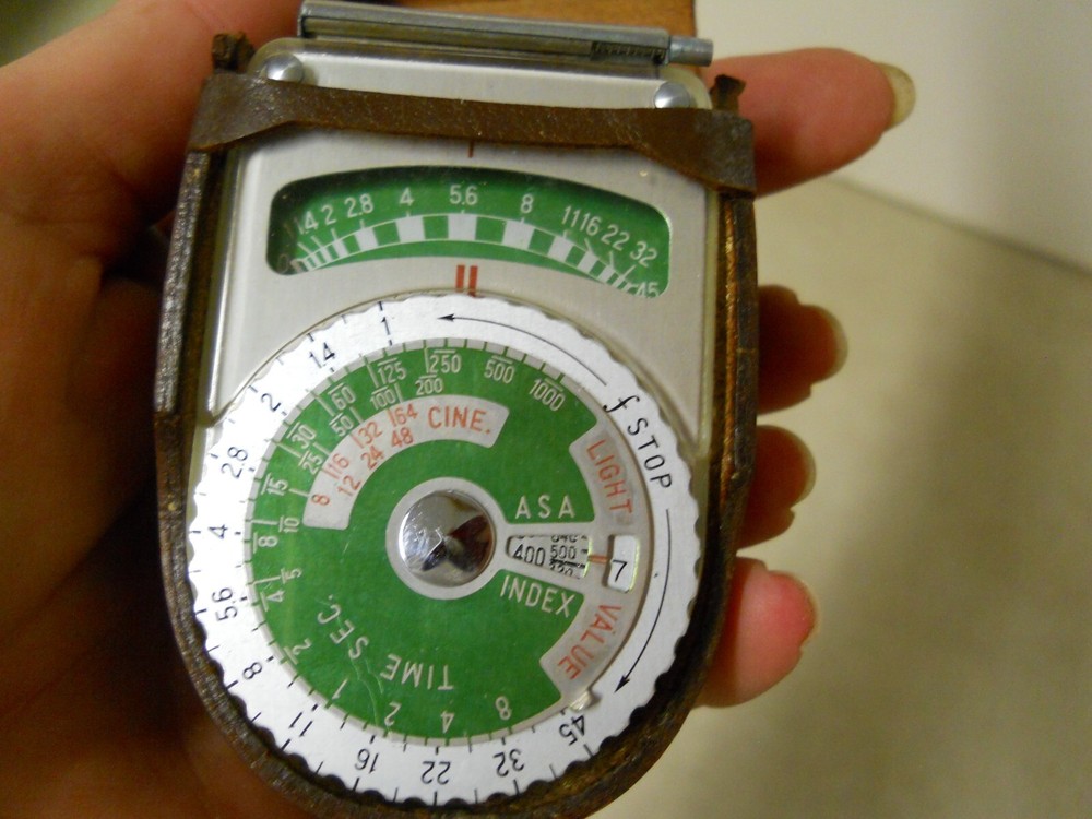 Alpex 661707 Exposure Meter In Leather Case with Chain