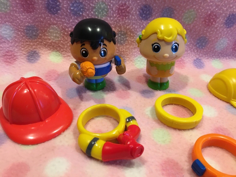 Hasbro Spin Master Figures & Accessories Playset 2010 Cute!