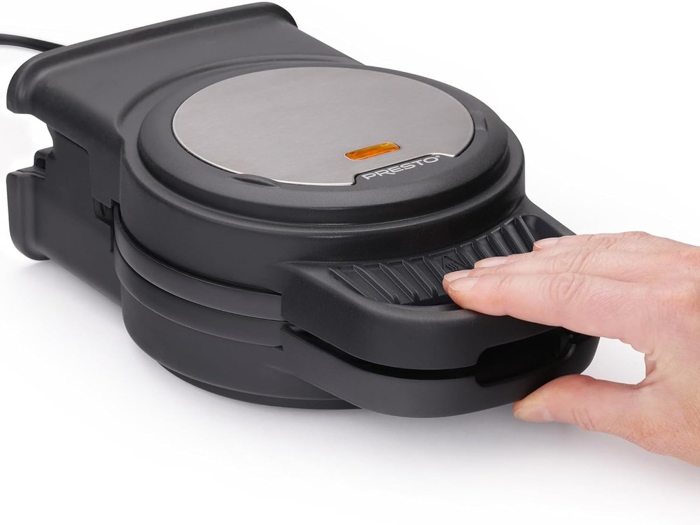 Flip Belgian Waffle Maker