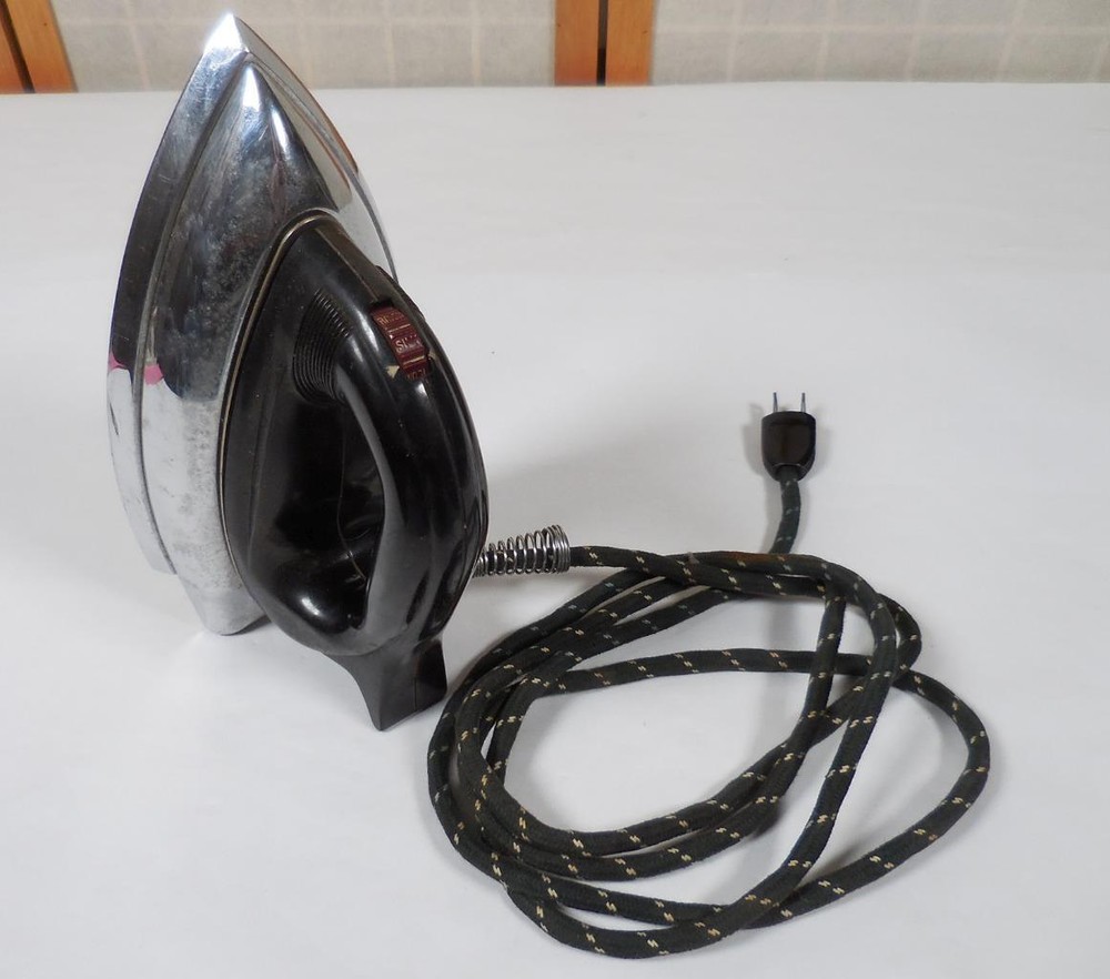 Sunbeam Ironmaster Vintage Iron Model A-4