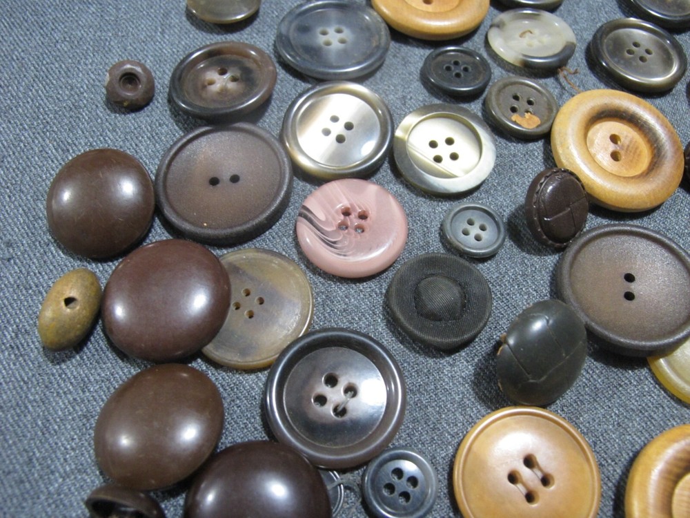 Vintage assorted wood, plastic, celluloid & others brownish buttons