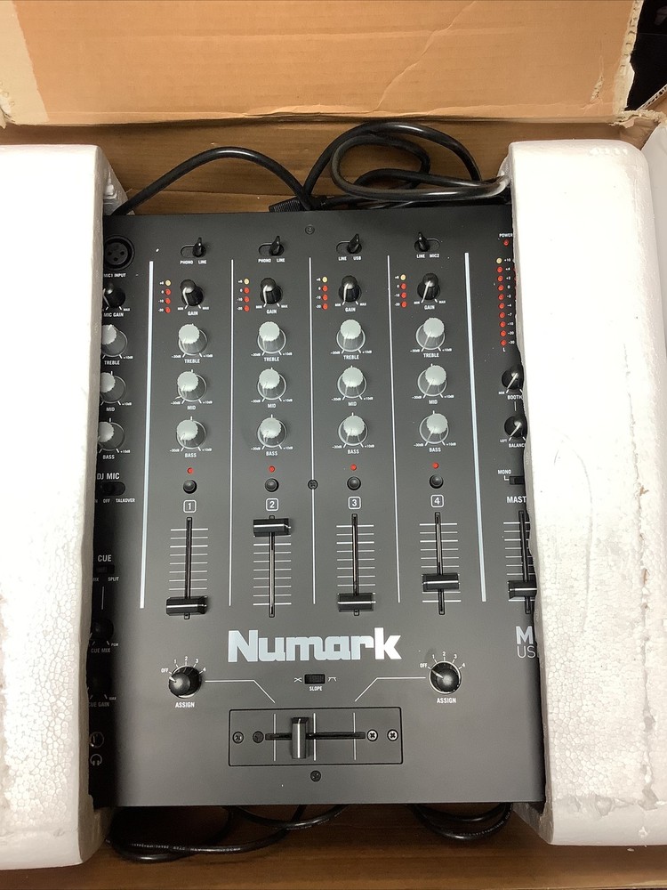 Numark M6 USB 4-channel DJ Mixer