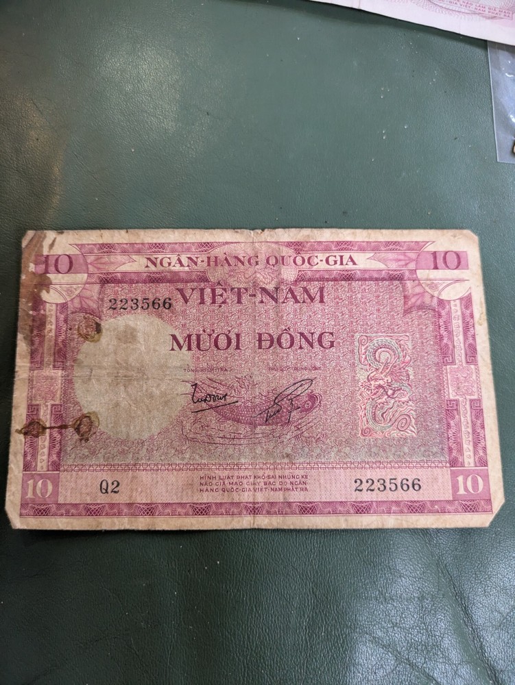 VIETNAM 10 Dong 1955  Circulated