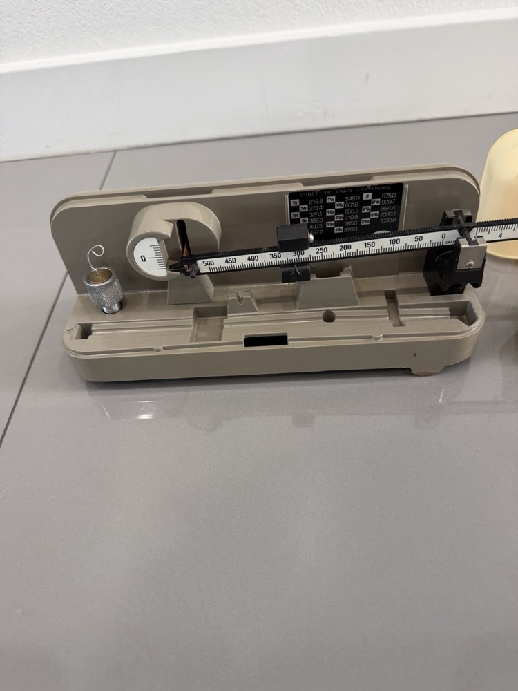 RCBS Reloading Scale 10 • 0 • 5 by Ohaus Mfg.