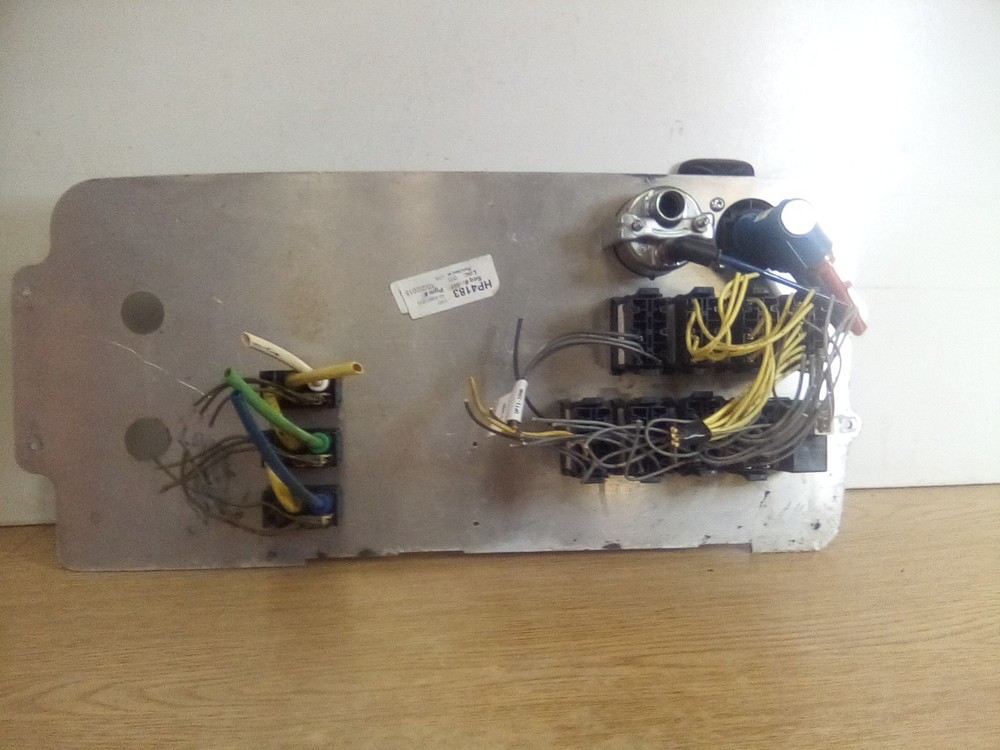 Freightliner Columbia 22-45867-010 Instrument Dash Panel