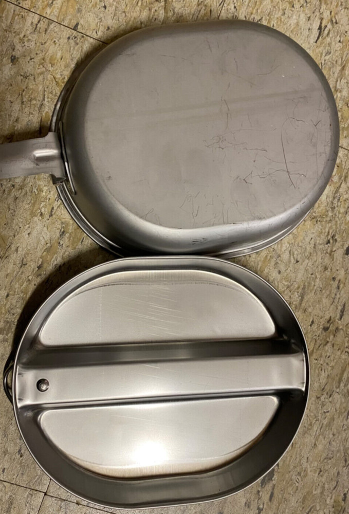 US MILITARY MESS KIT SET and SILVERWARE