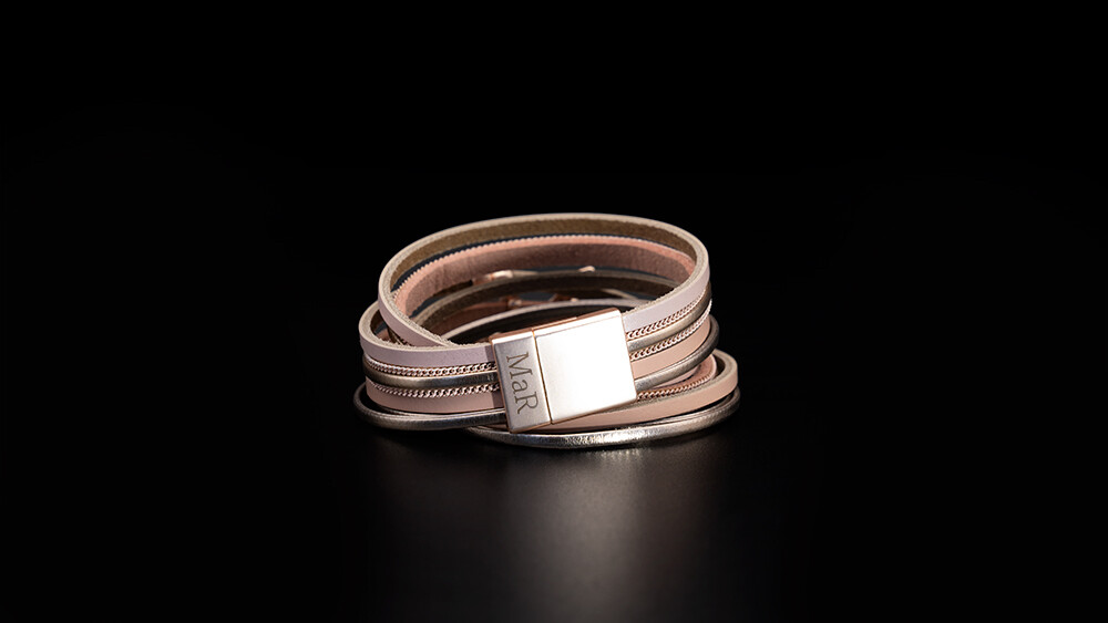 Leather Brecelet: Wale Tail / Pink