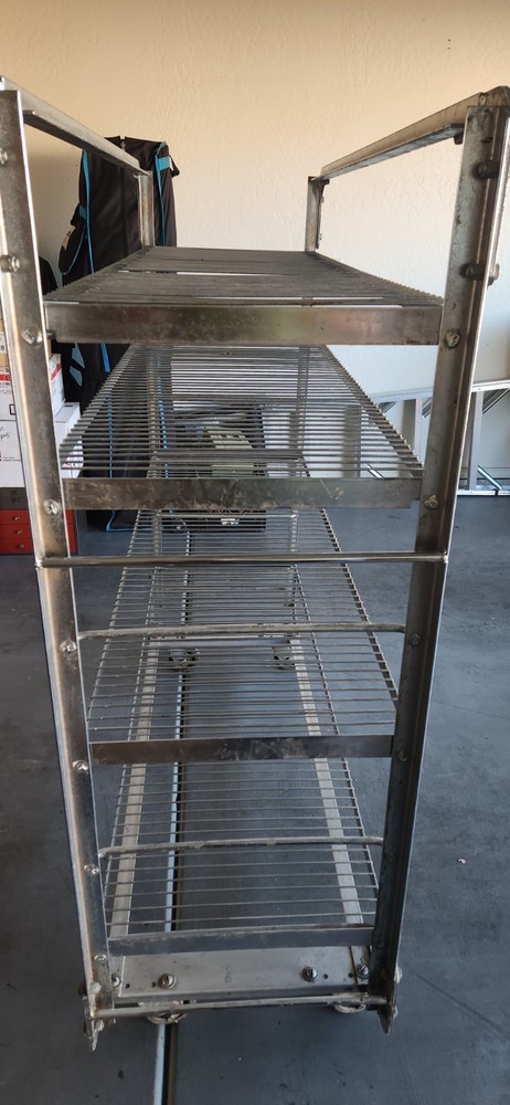 Commercial bread cooling rack
