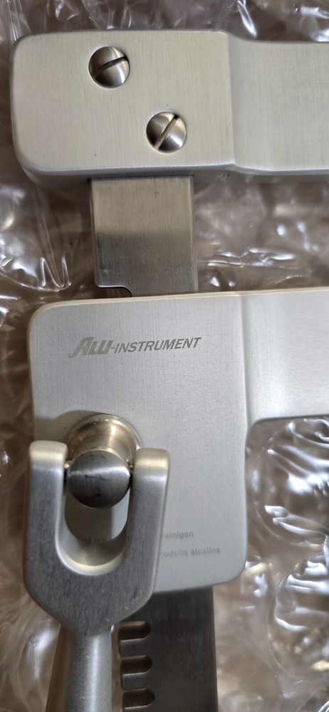 Codman Surgical Burford Rib Spreader Retractor 8" Spread