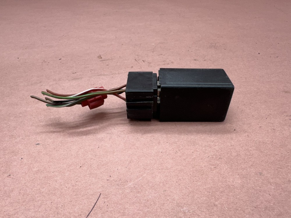 BMW E28 528e E30 E24 E23 Interior Light Control Delay Relay Module OEM #86160