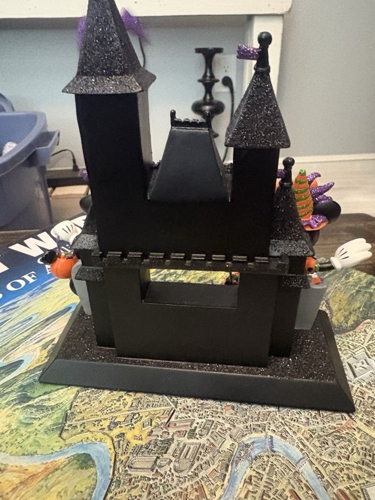 Mickey And Minnie Halloween Statue