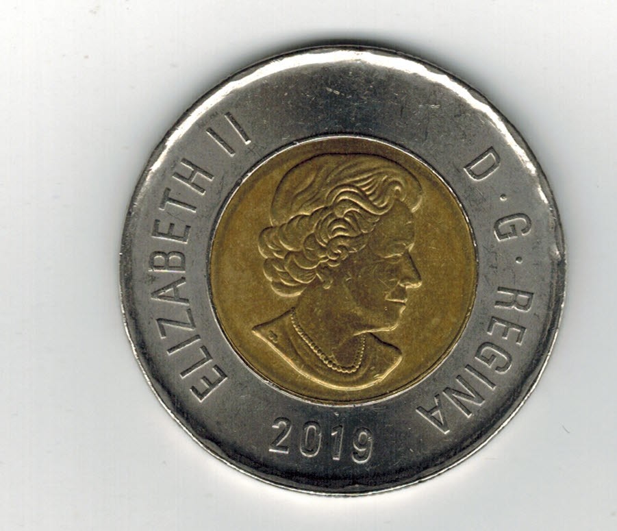 2019 16 serrations Canada Twoonie