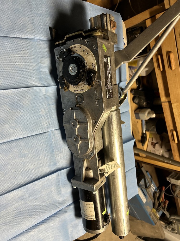 Besam Swingmaster 450 Surface Mounted