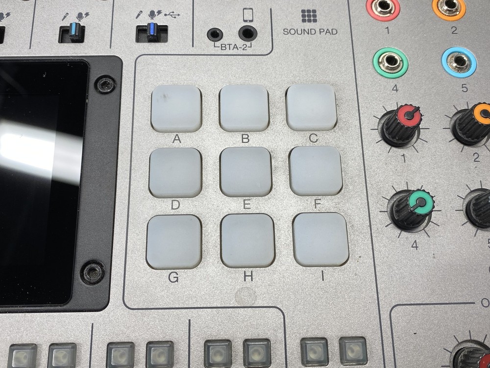 Zoom PodTrak P8 Podcast Recorder