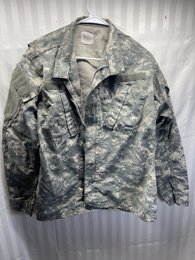 ACU DIGITAL CAMO SHIRT JACKET SIZE SMALL - REGULAR HUNTING CAMPING MILITARY