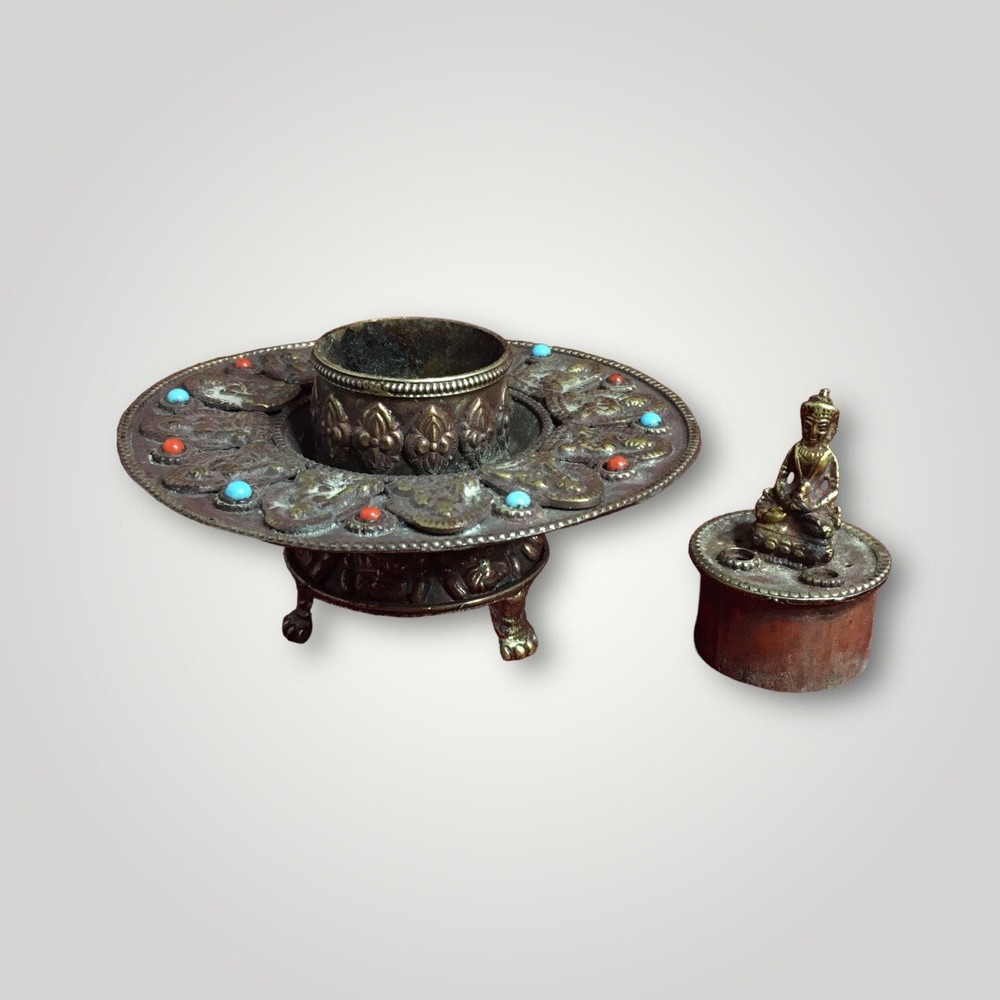 ANTIQUE SMALL BUDDHA CENSOR/INCENSE BURNER W/ RUBY STONES