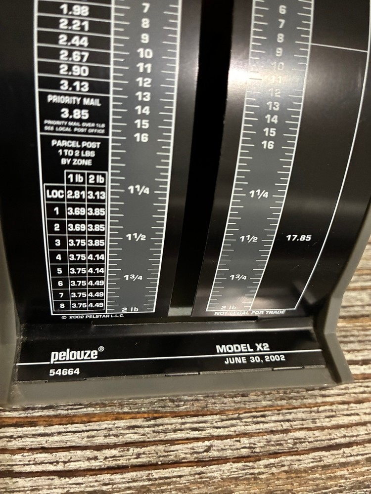 2002 US postage scale Pelouze Scale Co. Model X2